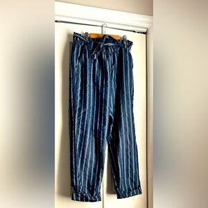 Stripped chambray pants